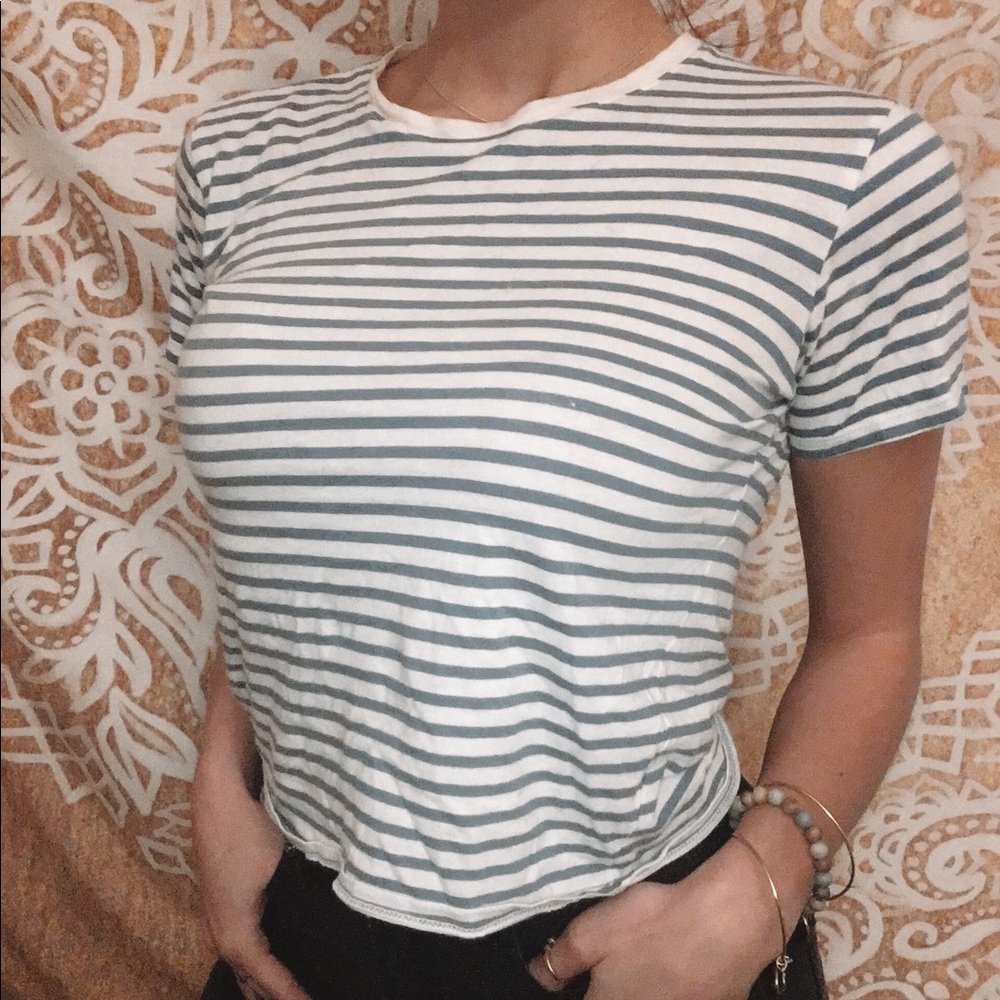 Blue& white stripped tee